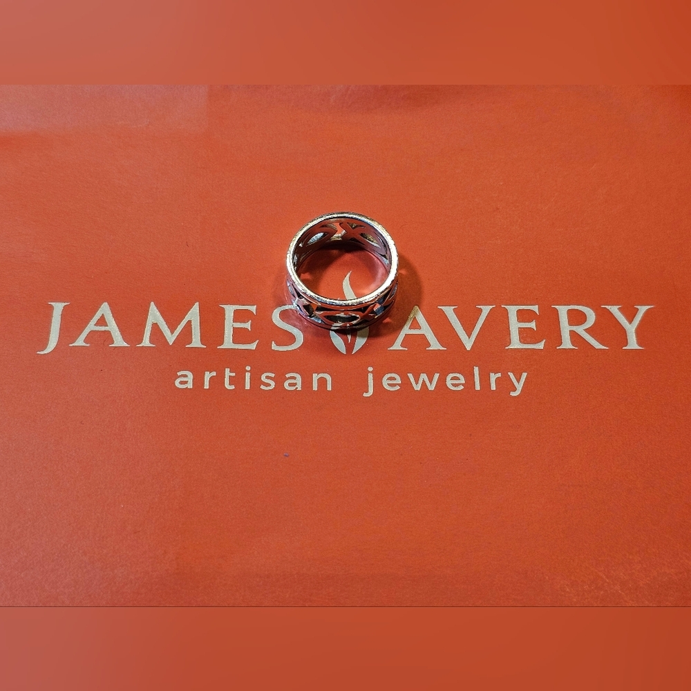 Retired James Avery Sterling Ichthus Band